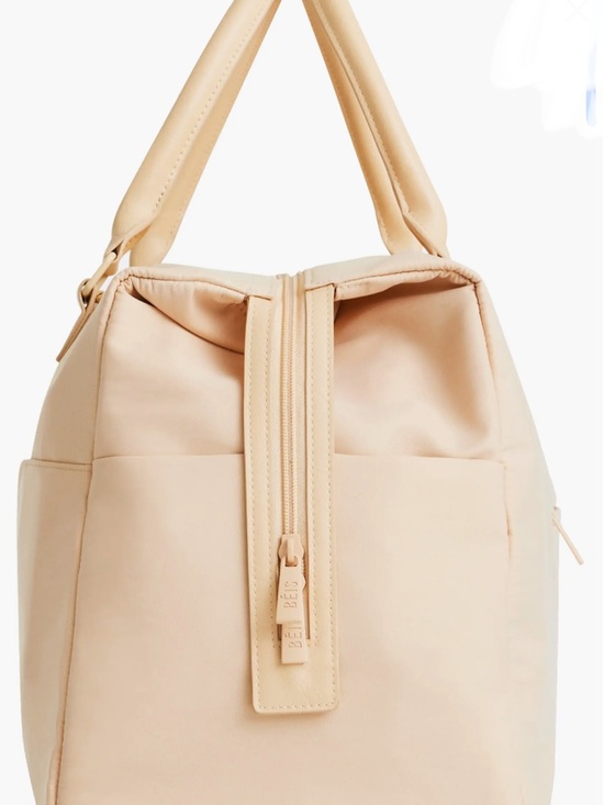 BÉIS The Commuter Duffle in Cream - Picture 5 of 6